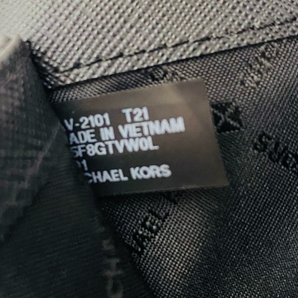 Michael Kors Jet Set Travel Large Double Zip Wristlet Wallet - Picture 8 of 9